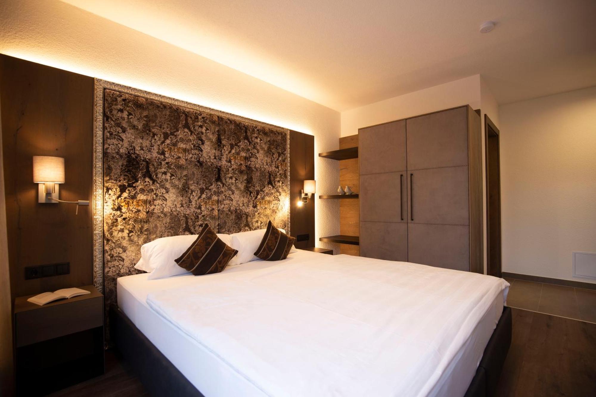 Fliana Deluxe Apartment